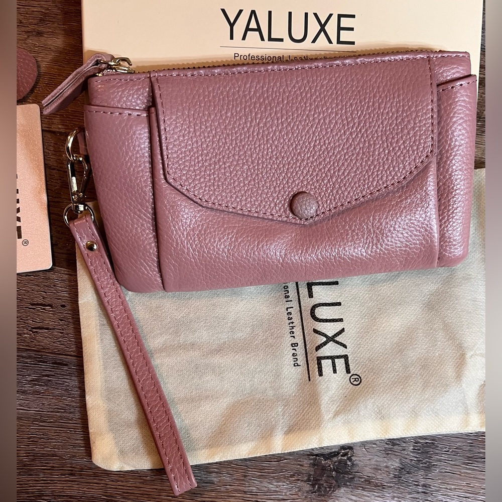 Yaluxe Mauve Leather Wristlet Clutch